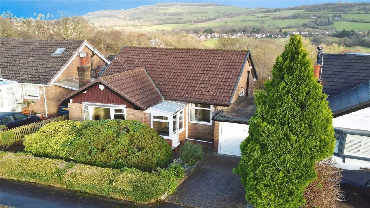 3 bed house for sale, Ashwood Road, Disley, SK12