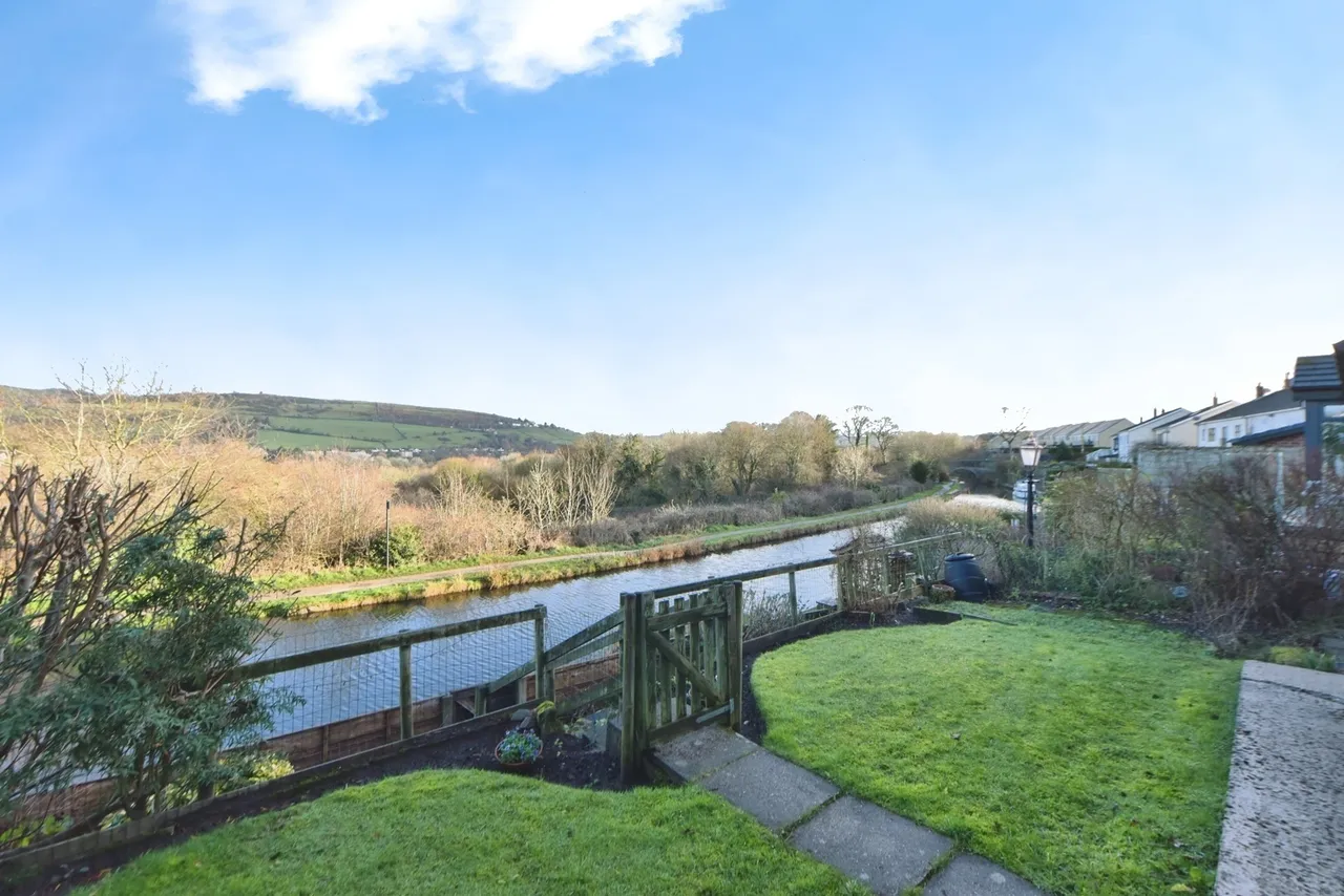 Ashwood Road, Disley, SK12, photo 16