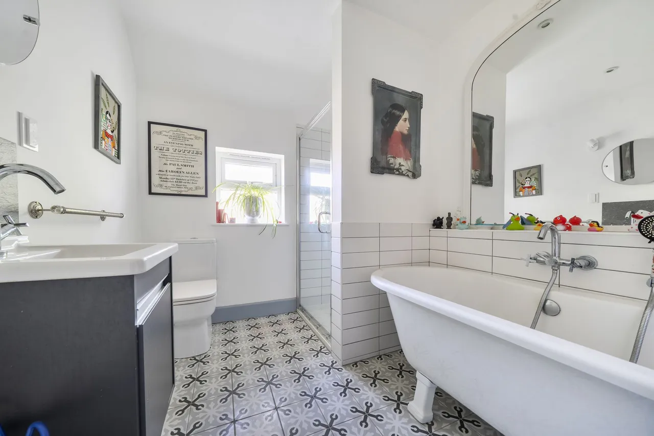 Prinsted Lane, Prinsted, PO10, photo 13