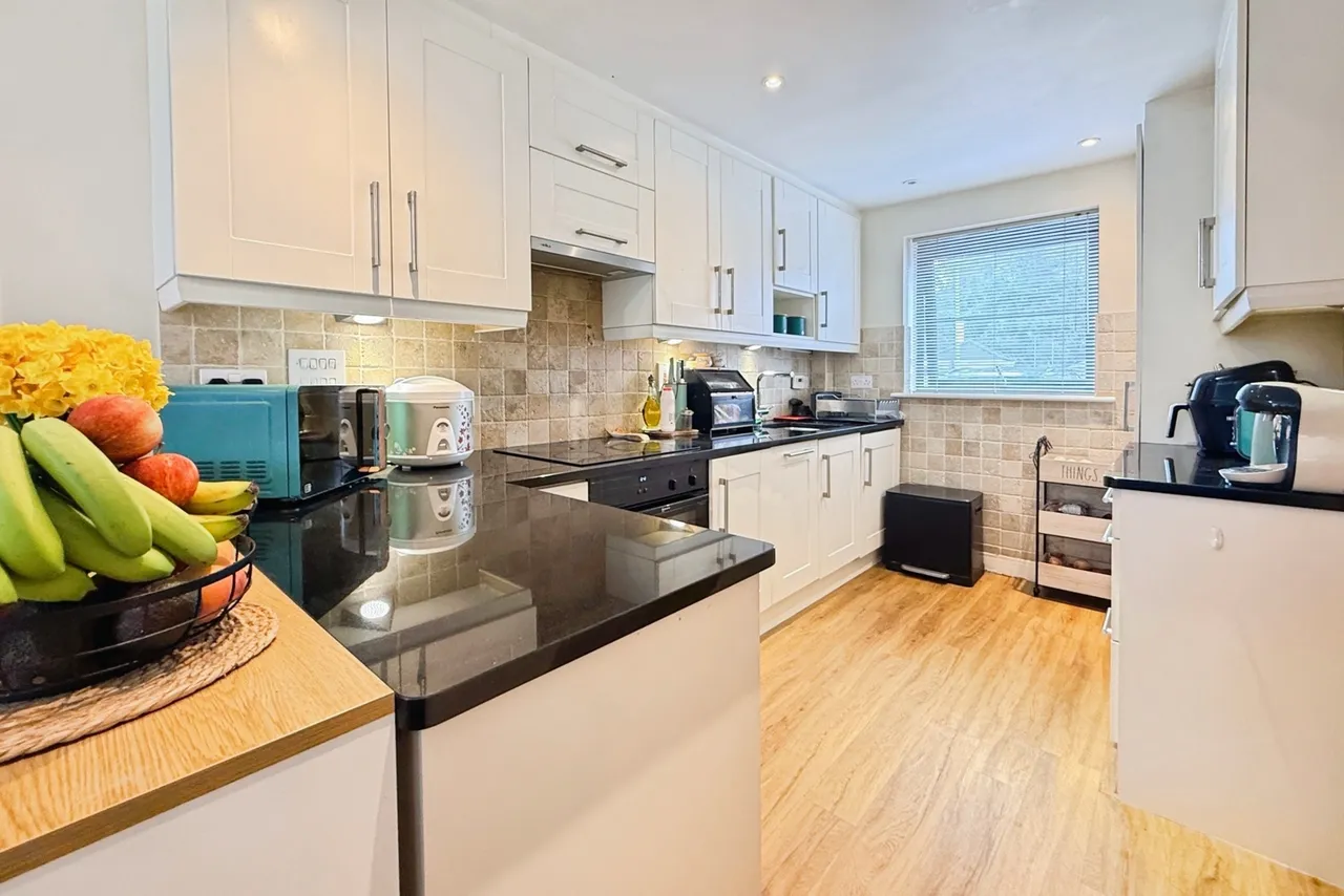 Jupiter Close, Farnborough, GU14, photo 16