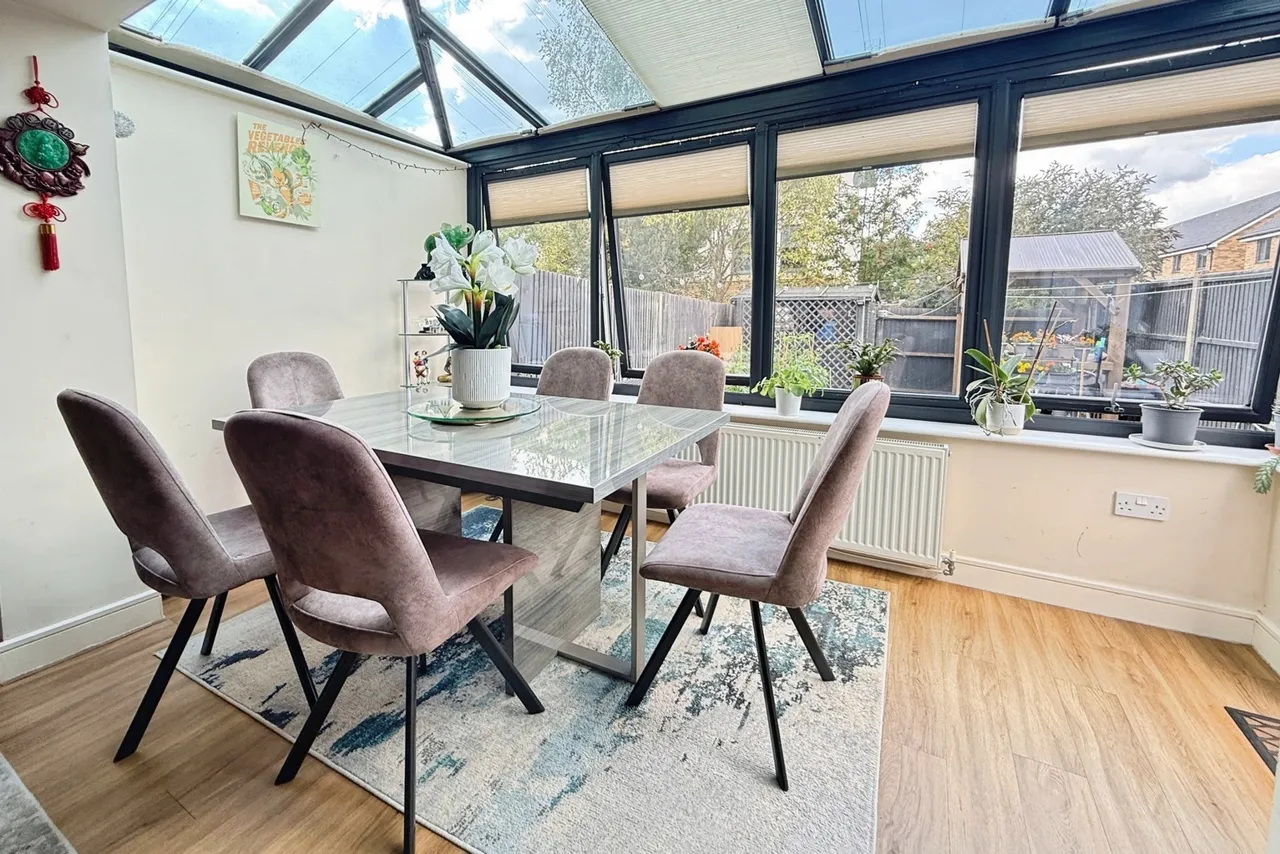 Jupiter Close, Farnborough, GU14, photo 8