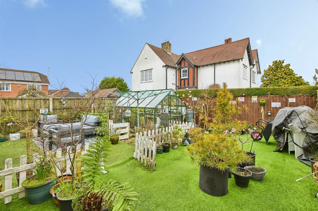 Lows Court, Chellaston, DE73, photo 16