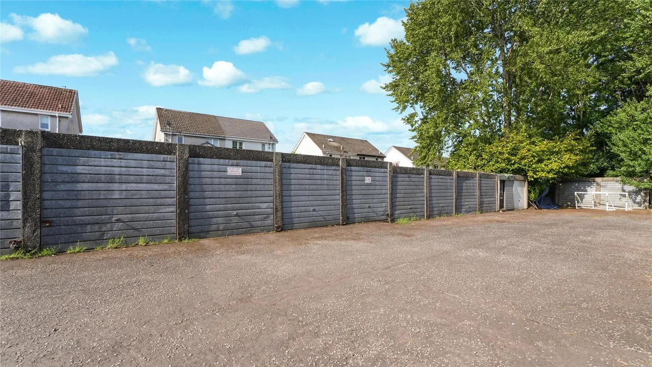 Burra Gardens, Bishopbriggs, Glasgow, G64, photo 15