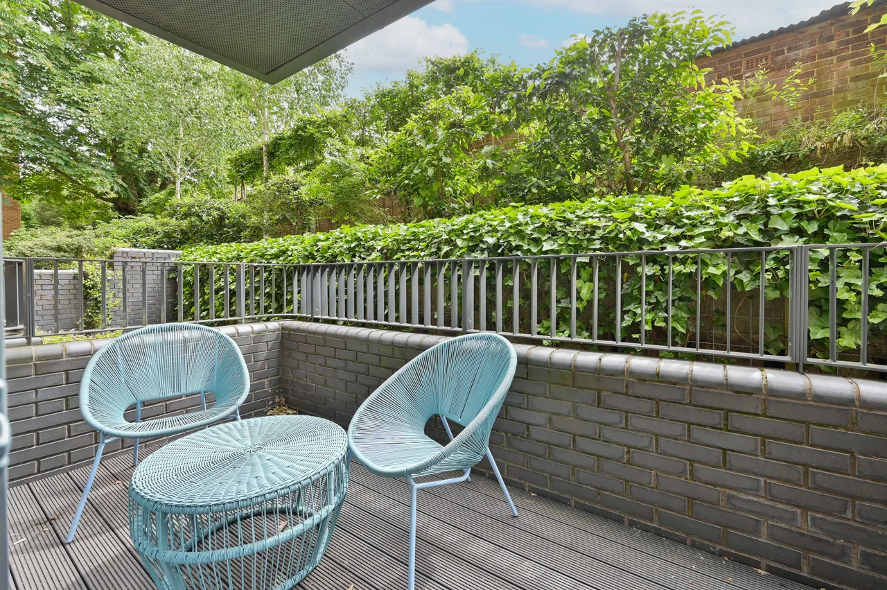 3 Baldwin Court, Lyon Road, Harrow, photo 9