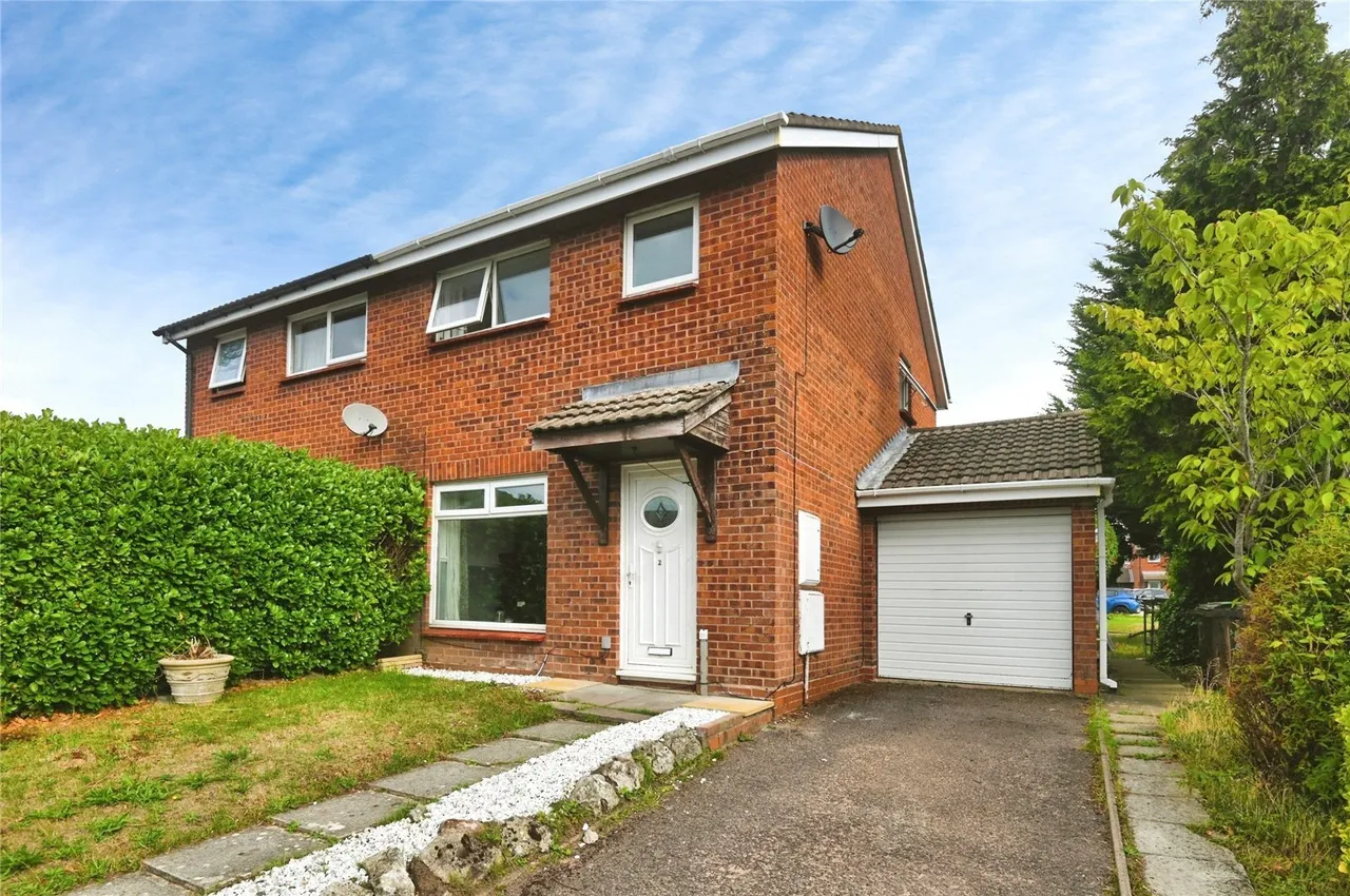 3 bed house for sale, Bowshot Close, Birmingham, B36