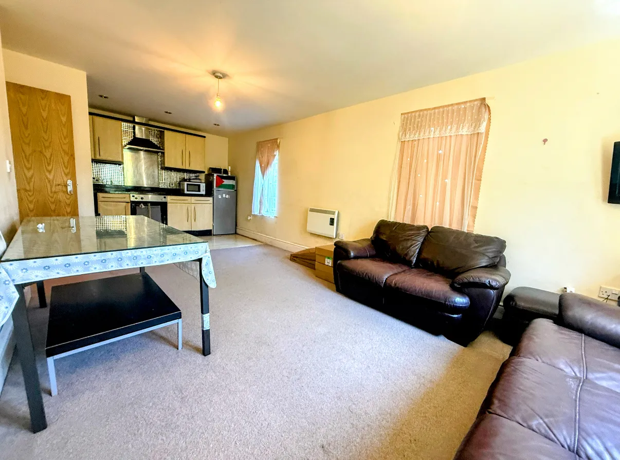 Moorlands Avenue West, DEWSBURY, photo 2
