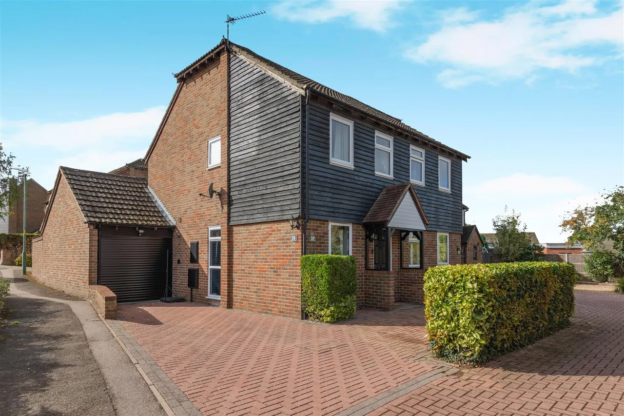 Mayfair Avenue, Maidstone, photo 13