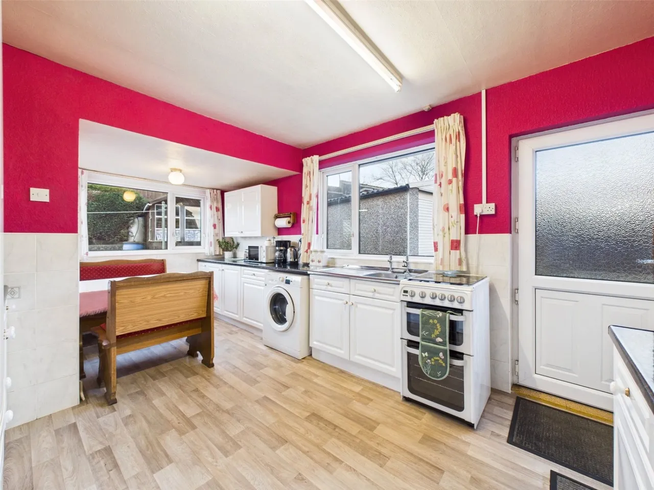 Garnett Avenue, Heanor, DE75, photo 9