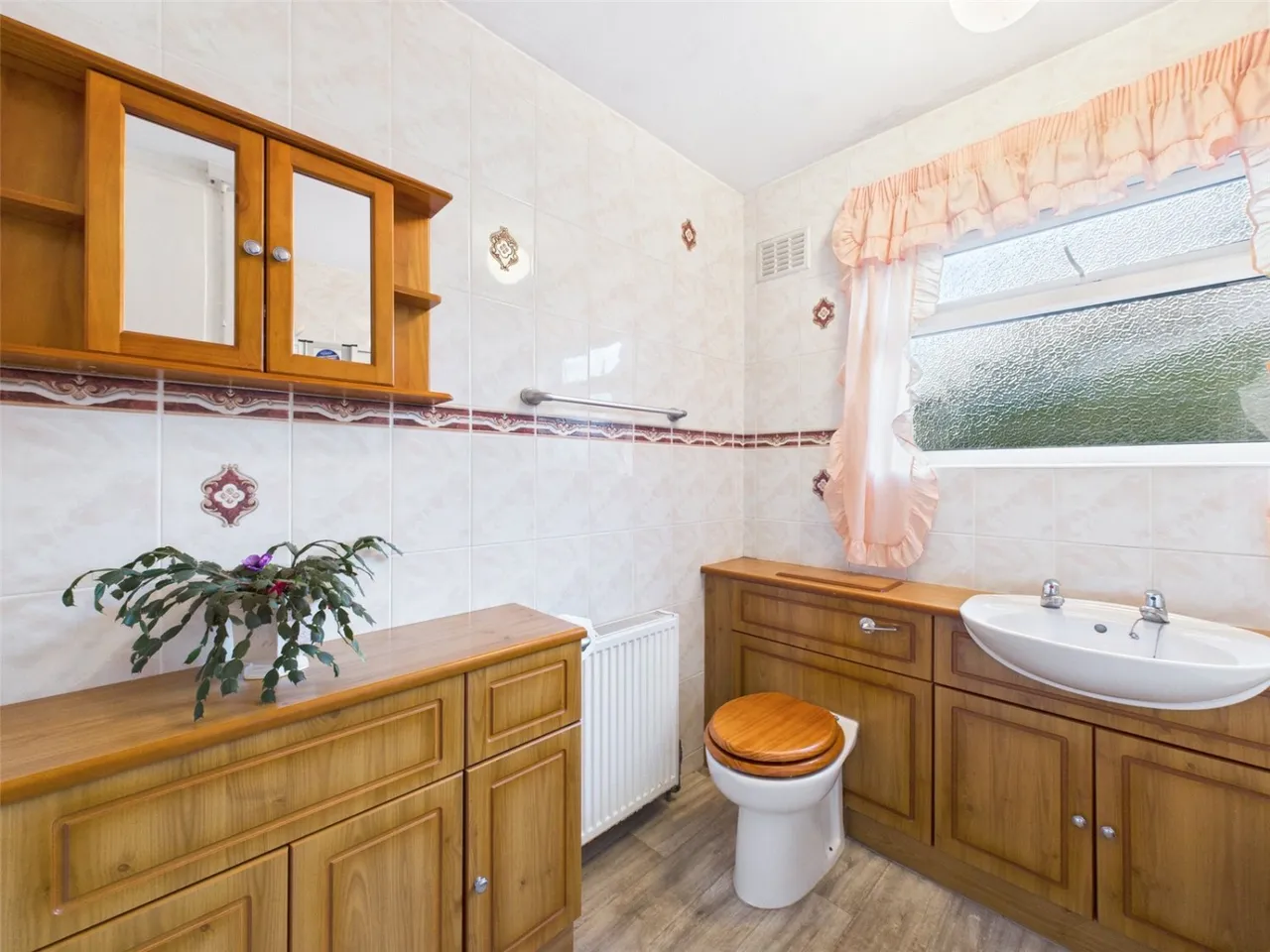 Garnett Avenue, Heanor, DE75, photo 17