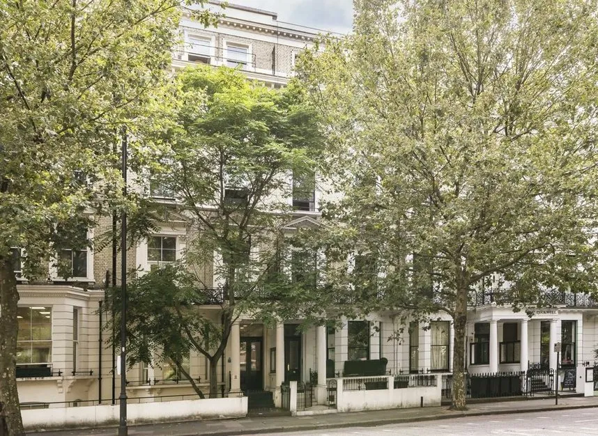 3 bed flat to rent — Cromwell Road, Earls Court, SW5