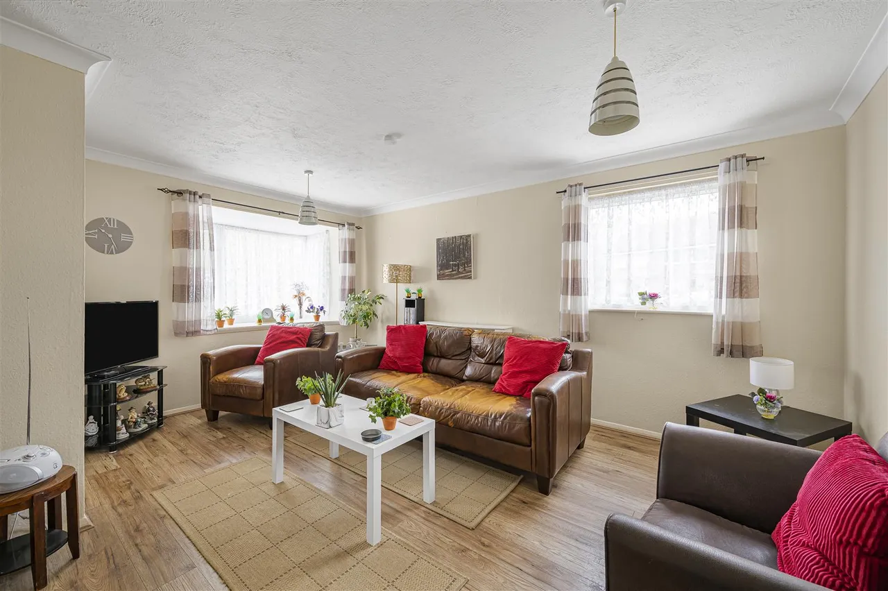 Balcombe Road, Peacehaven, photo 10
