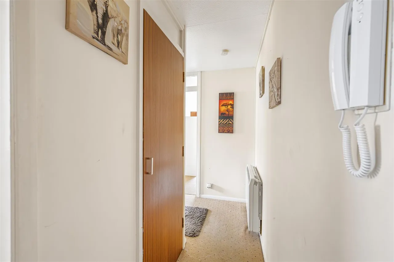 Balcombe Road, Peacehaven, photo 12