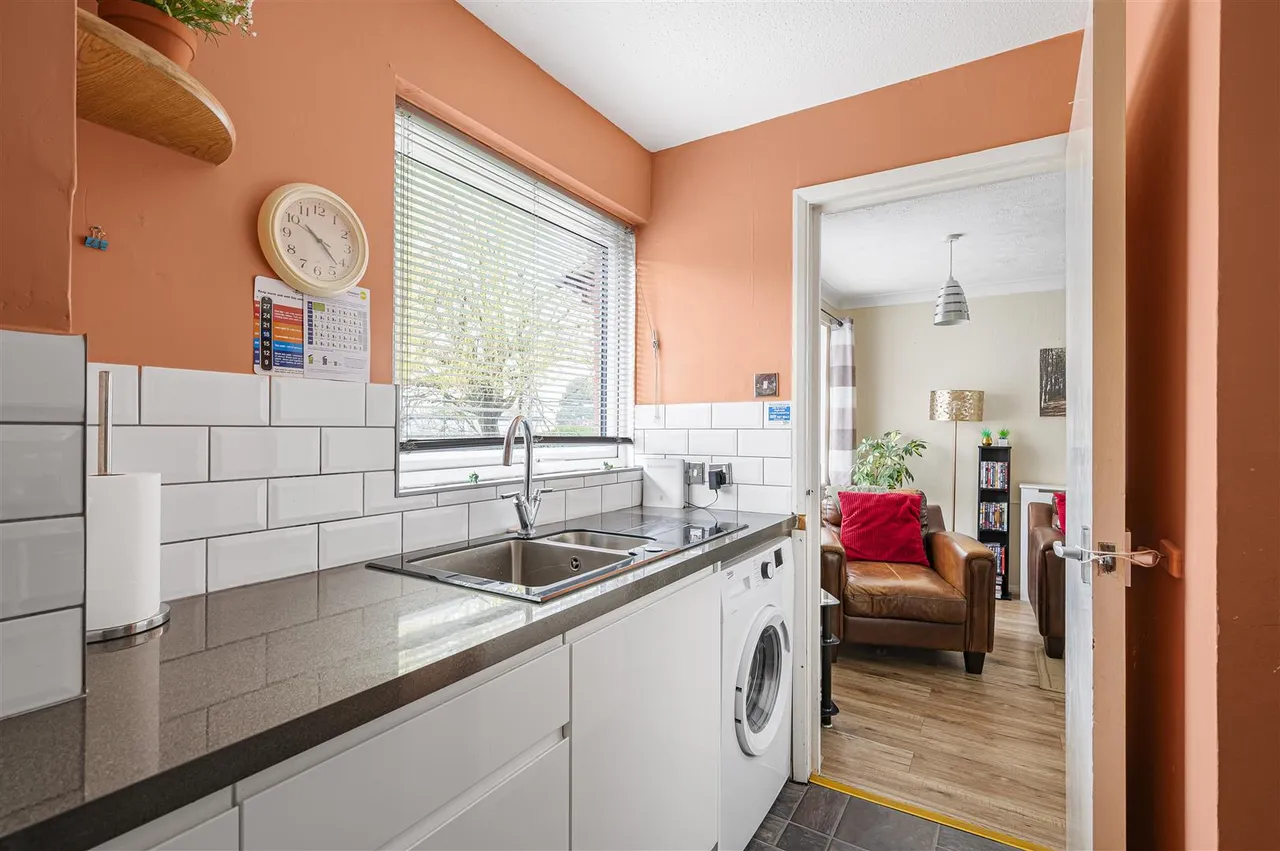 Balcombe Road, Peacehaven, photo 7