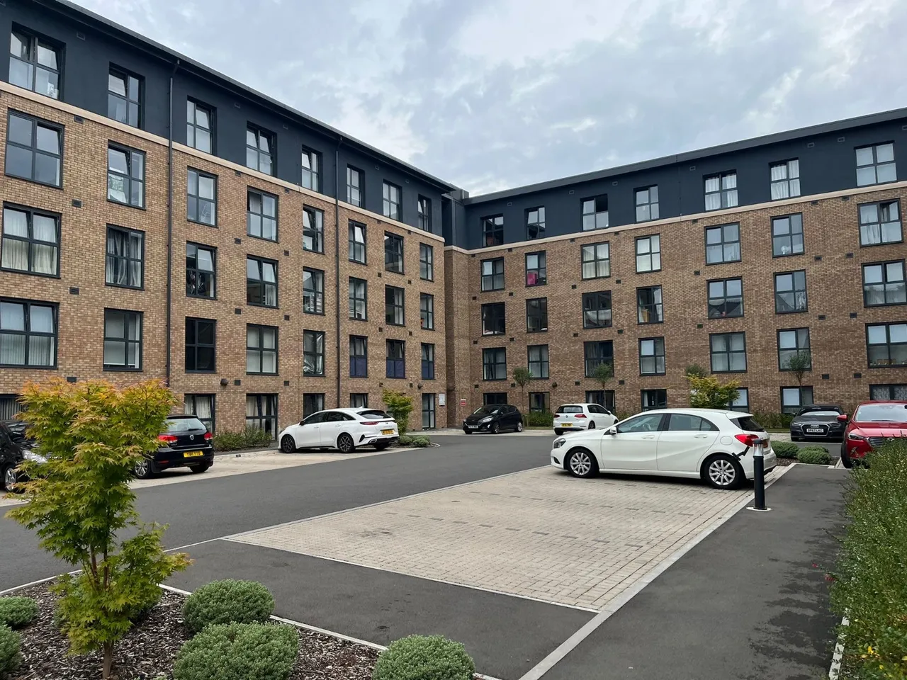 2 bed flat to rent, Erasmus Drive, Derby, DE1