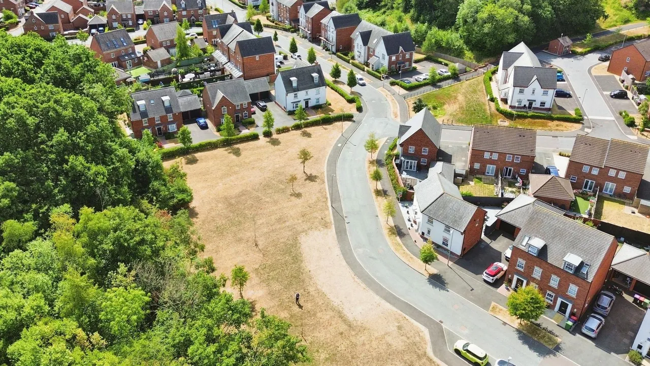 Griffiths Avenue, Doseley, TF4, photo 21