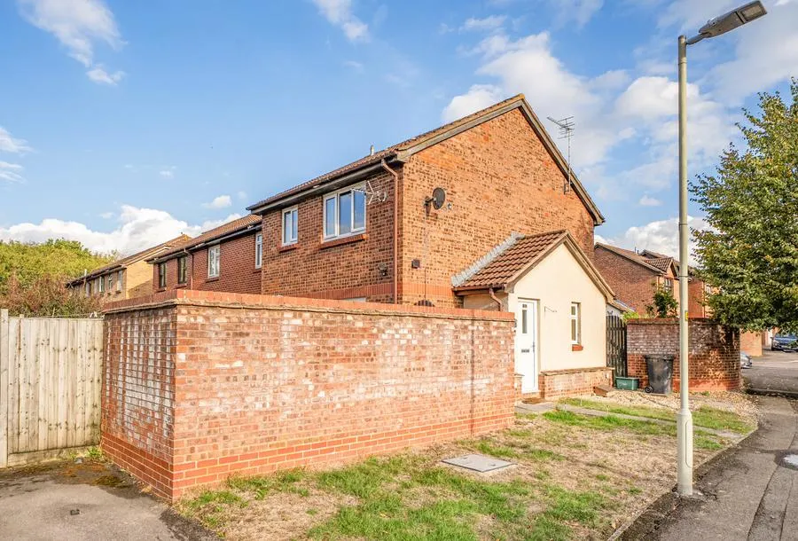 Kingscote Drive, Abbeymead, GL4, photo 11