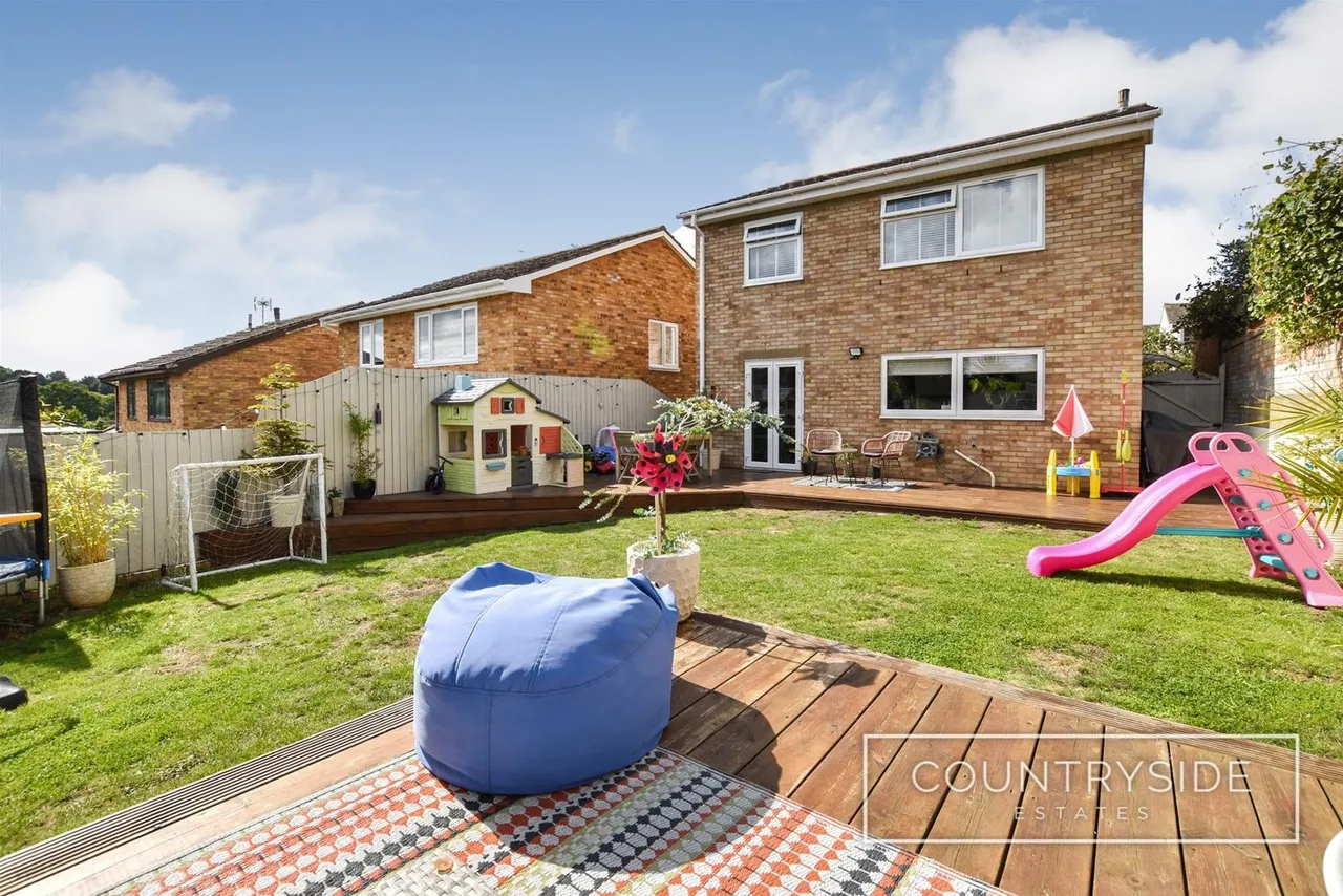 Greenoaks Close, Benfleet, photo 17