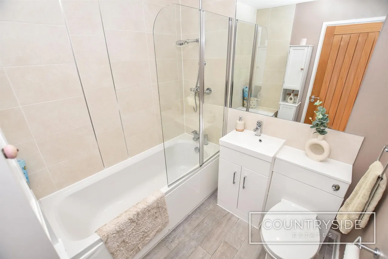 Greenoaks Close, Benfleet, photo 16