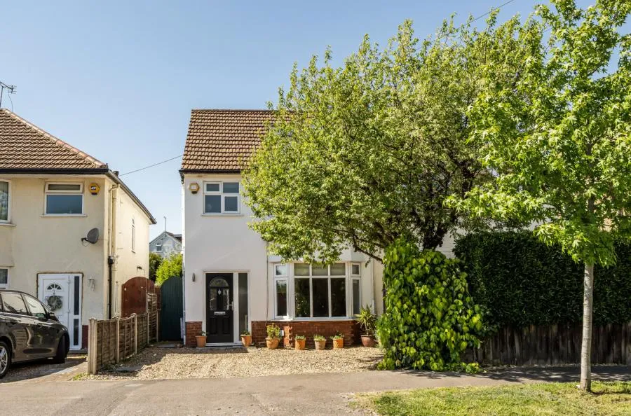 5 bed house for sale, Vale Road, Windsor, SL4