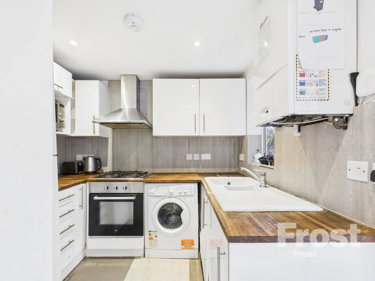 Staines Road, Feltham, TW14, photo 3