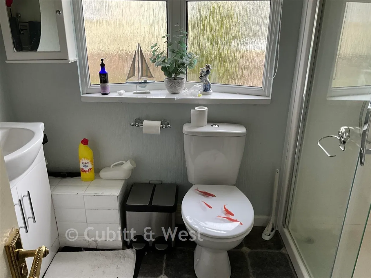 Emms Lane, Brooks Green, RH13, photo 6