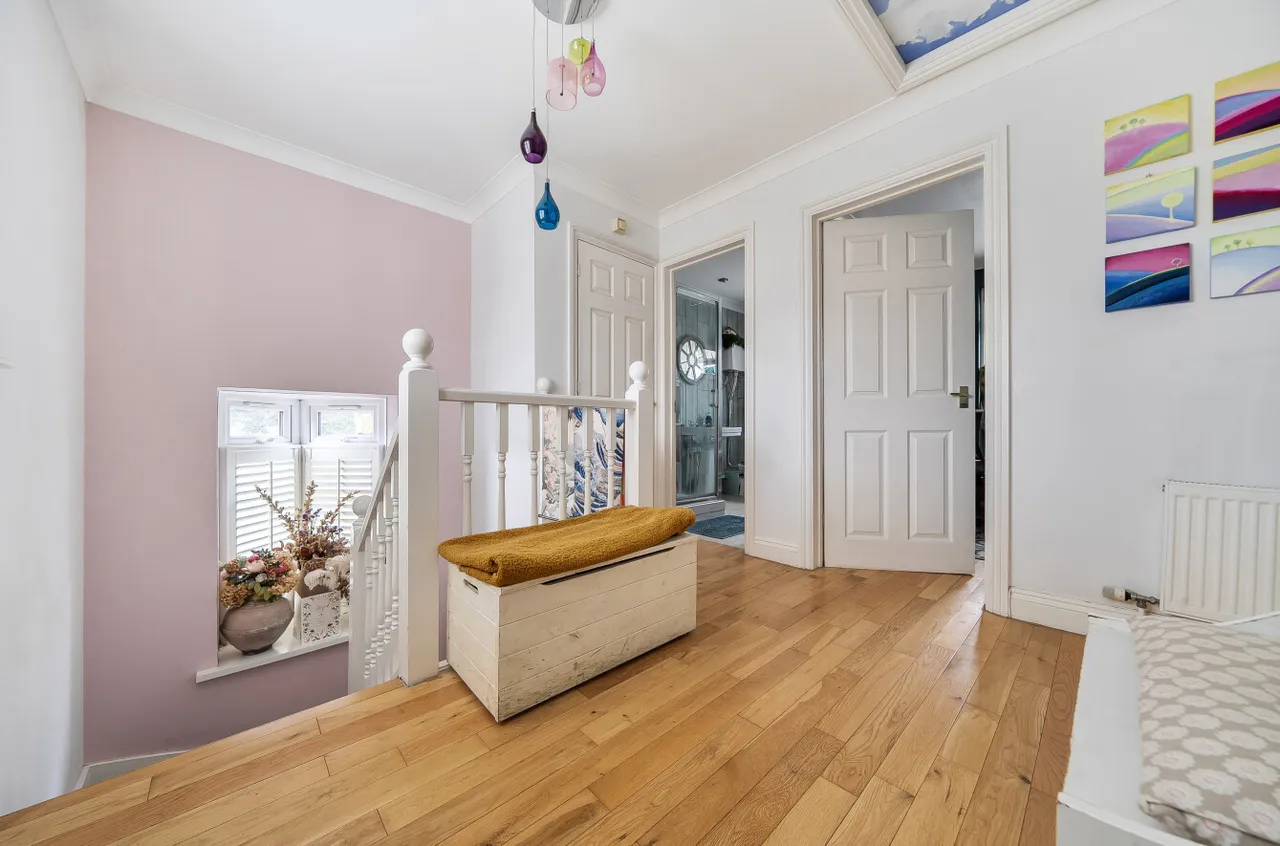 St. Johns Road, Woking, GU21, photo 12