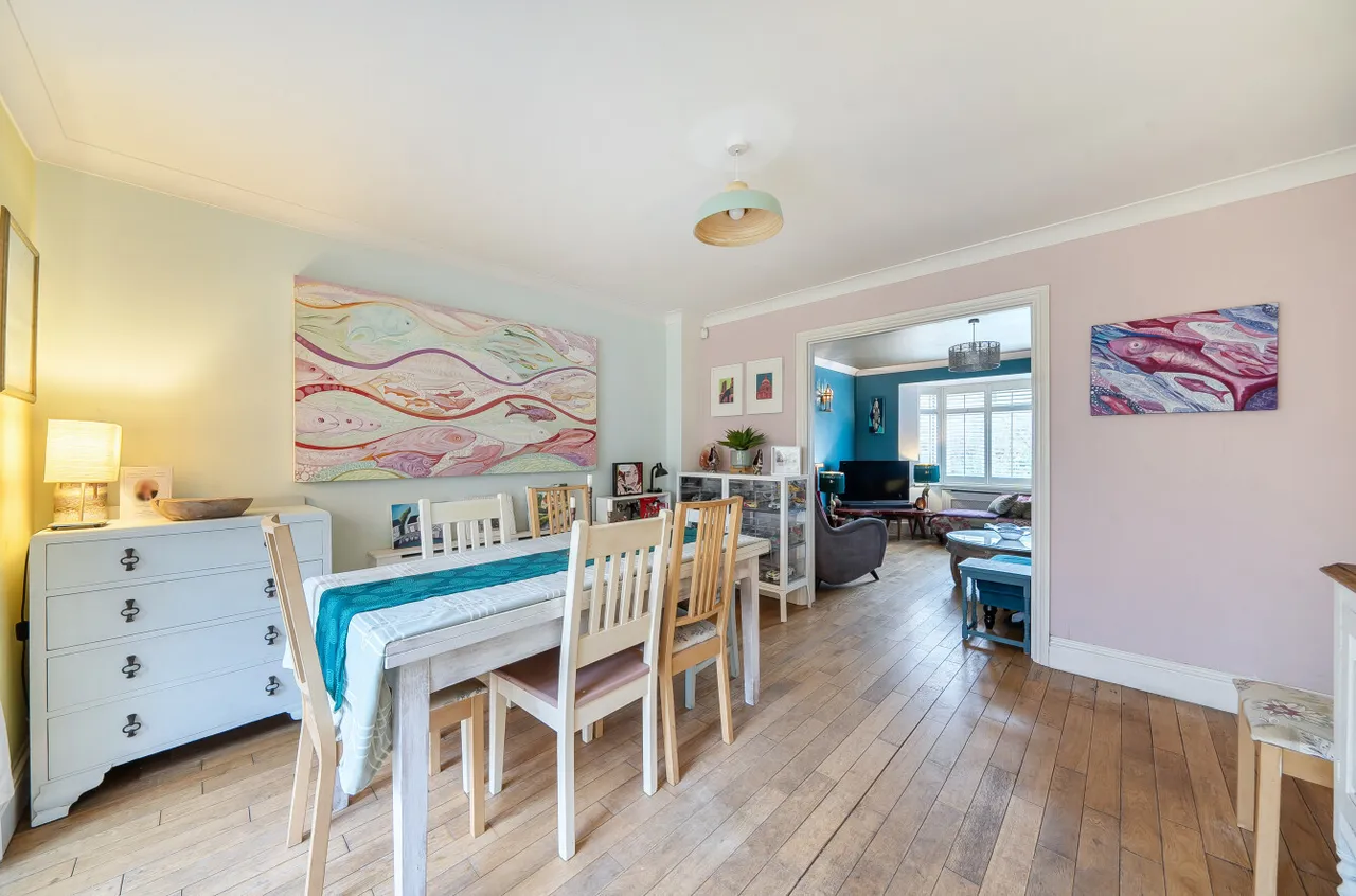 St. Johns Road, Woking, GU21, photo 5