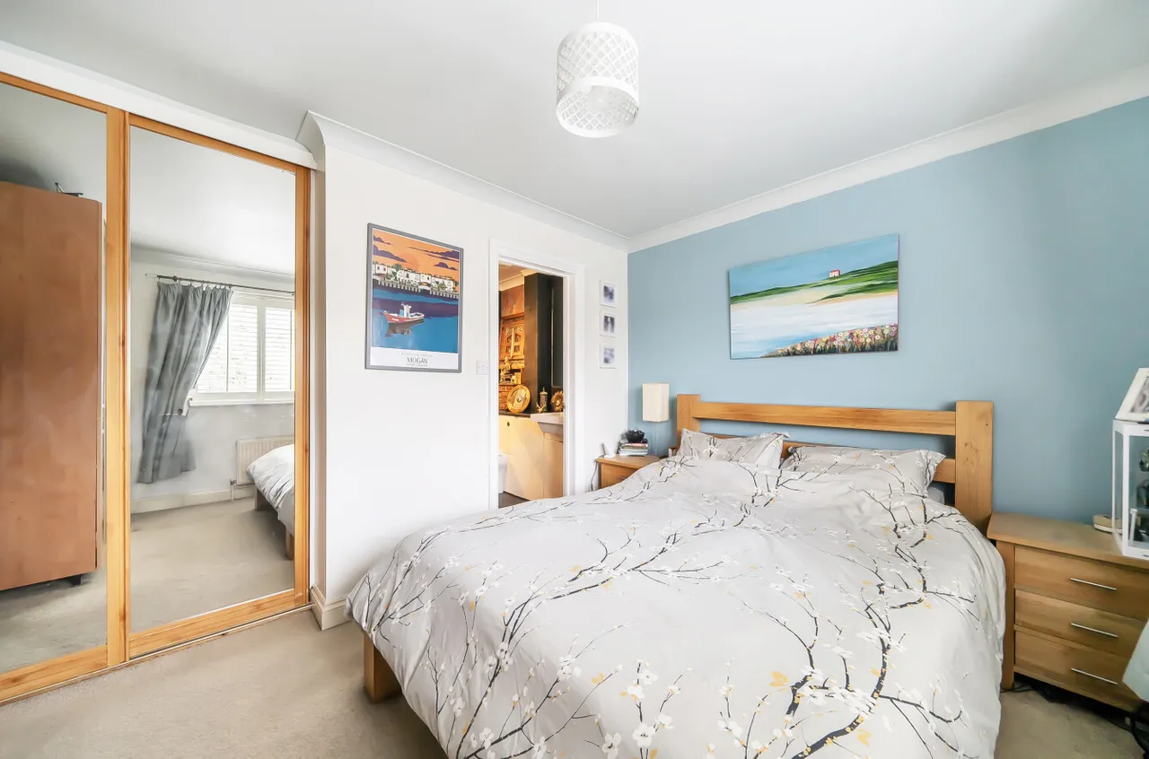 St. Johns Road, Woking, GU21, photo 9