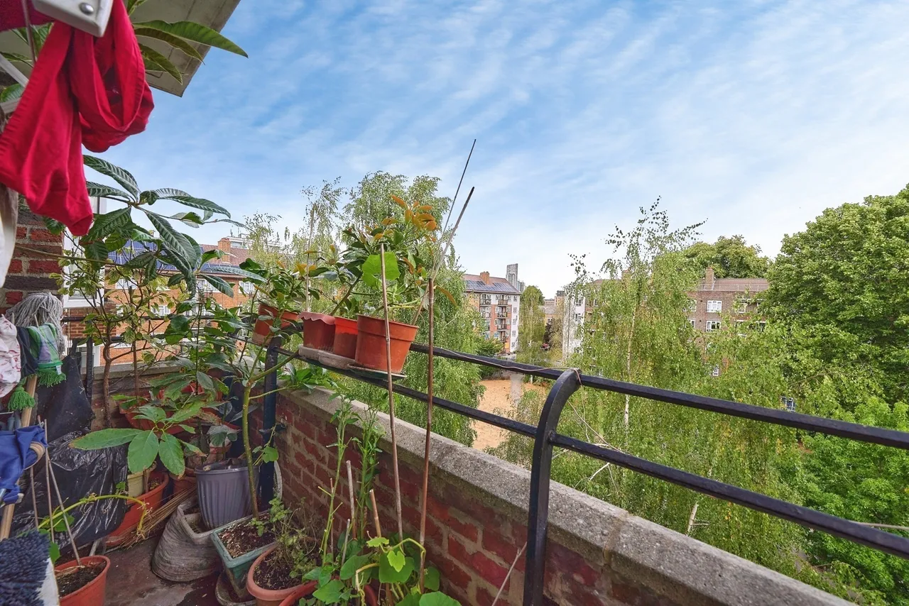 Bruce Road, Bow, London, E3, photo 10