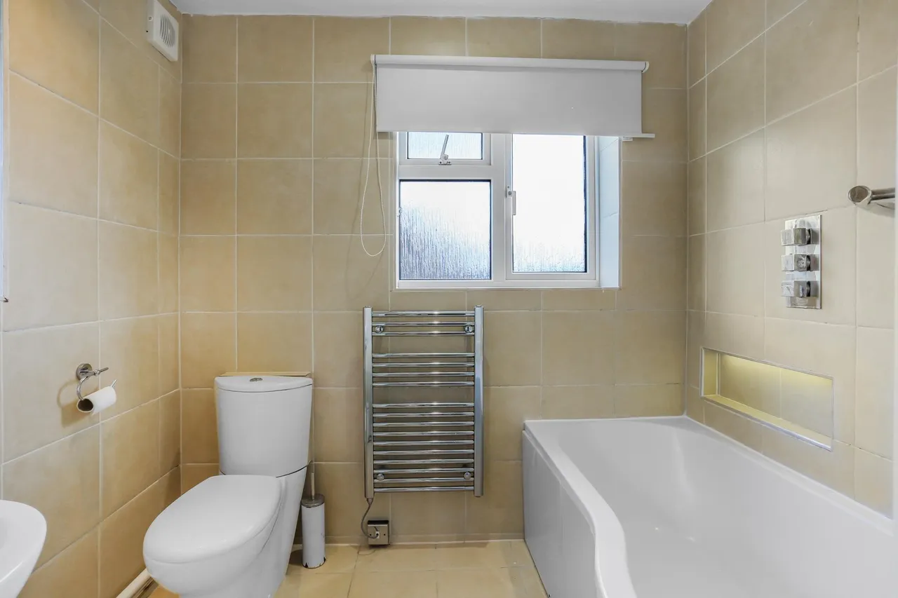 Northway, Guildford, GU2, photo 14