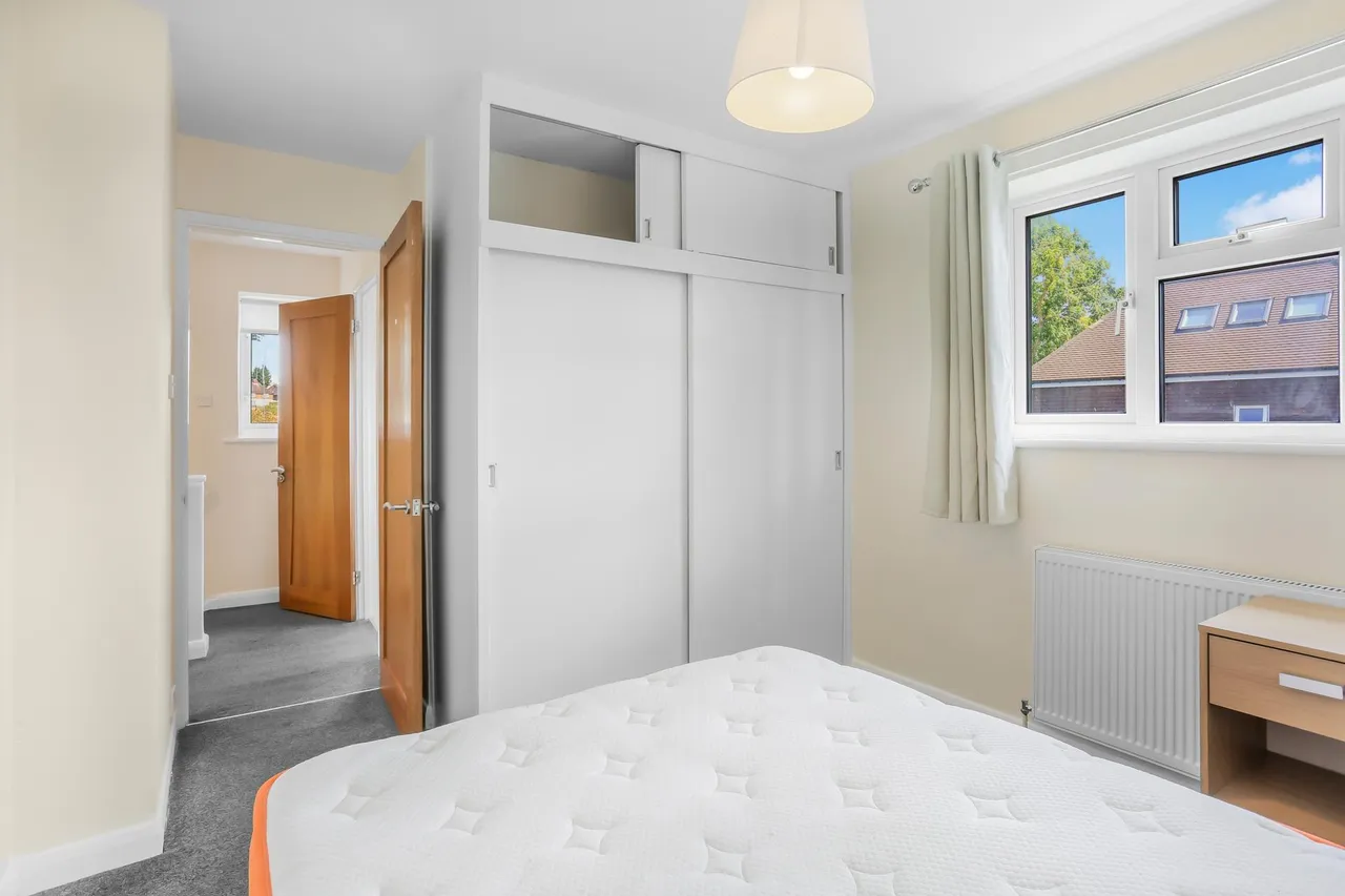 Northway, Guildford, GU2, photo 12