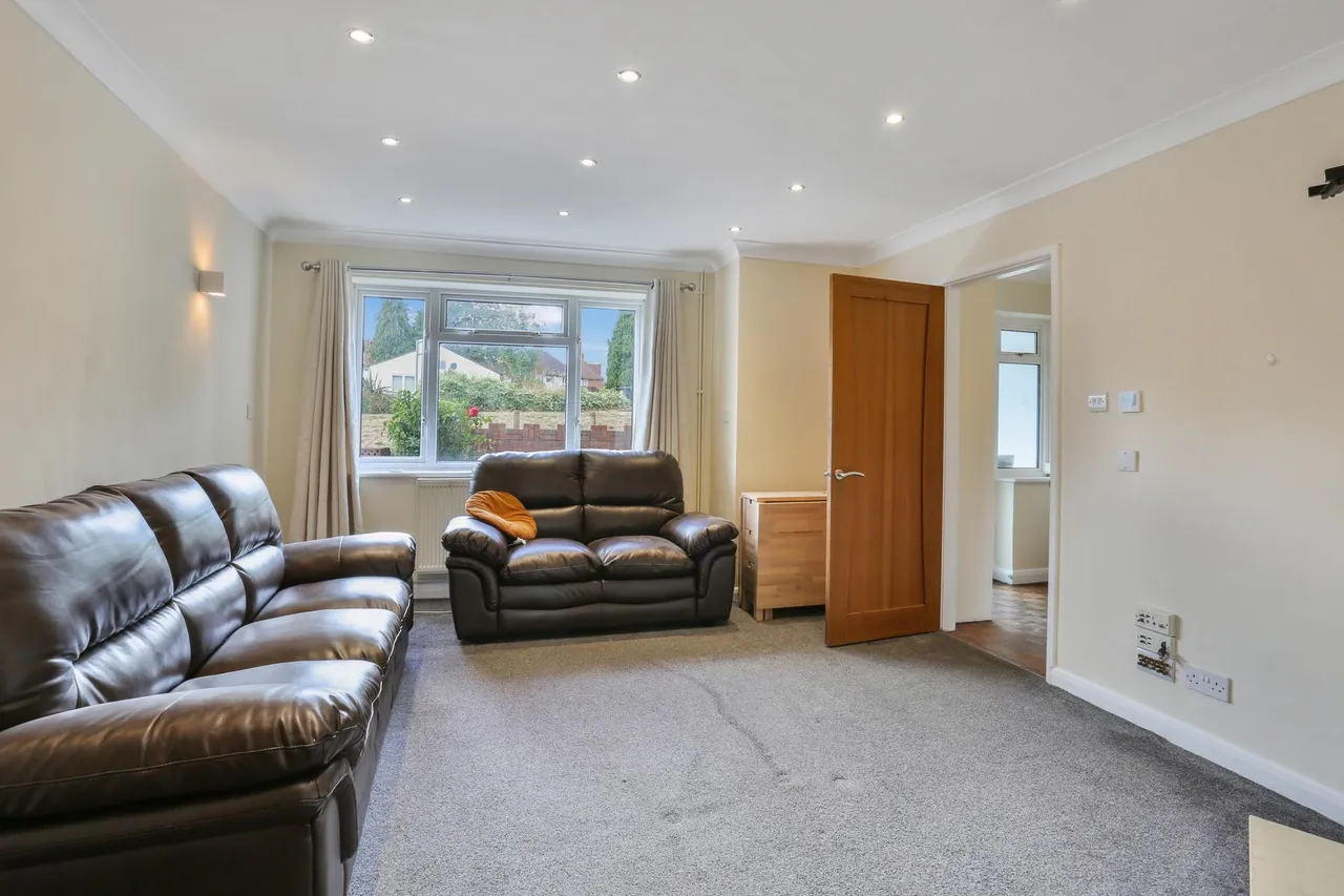 Northway, Guildford, GU2, photo 5