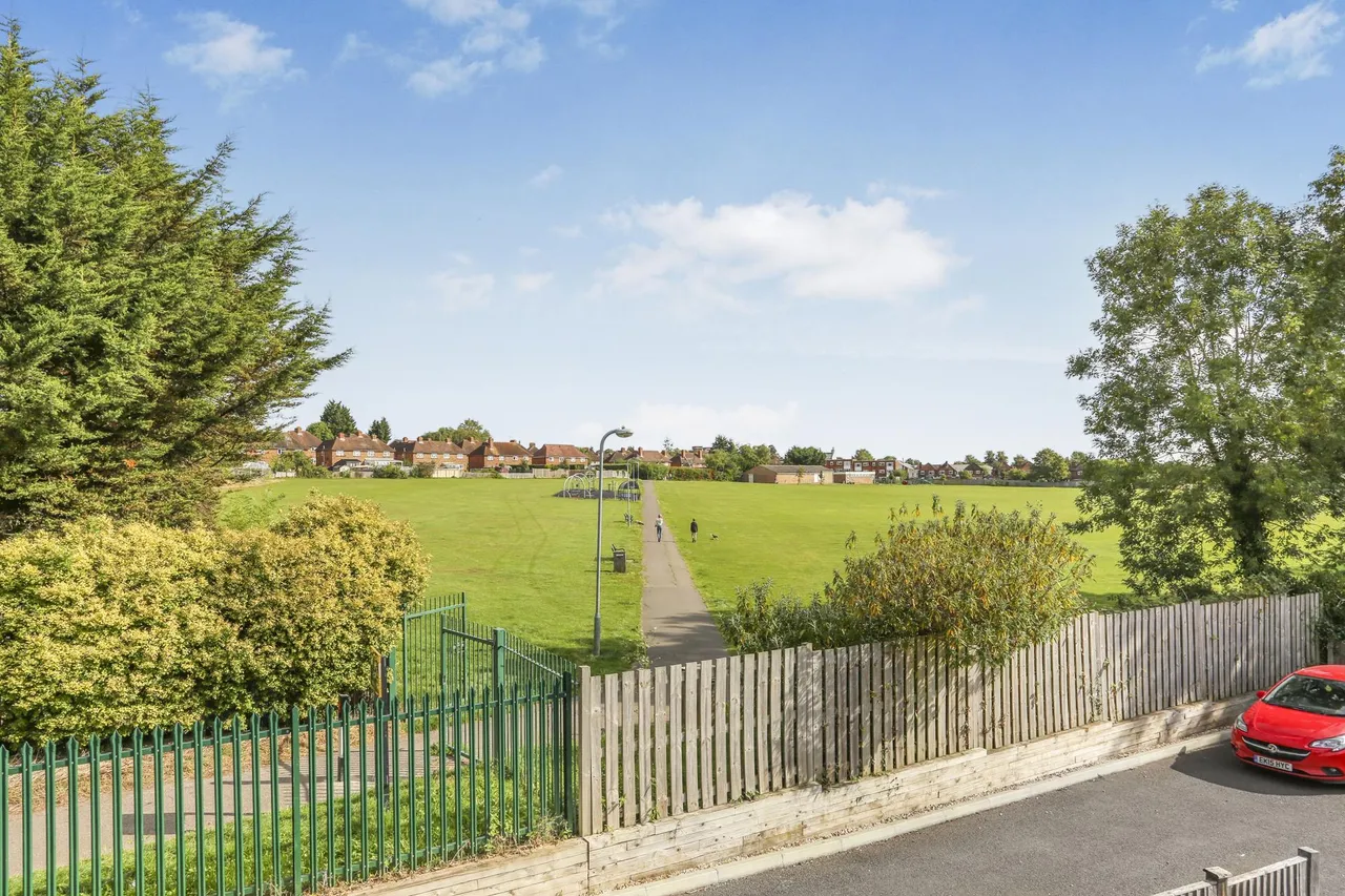 Northway, Guildford, GU2, photo 17