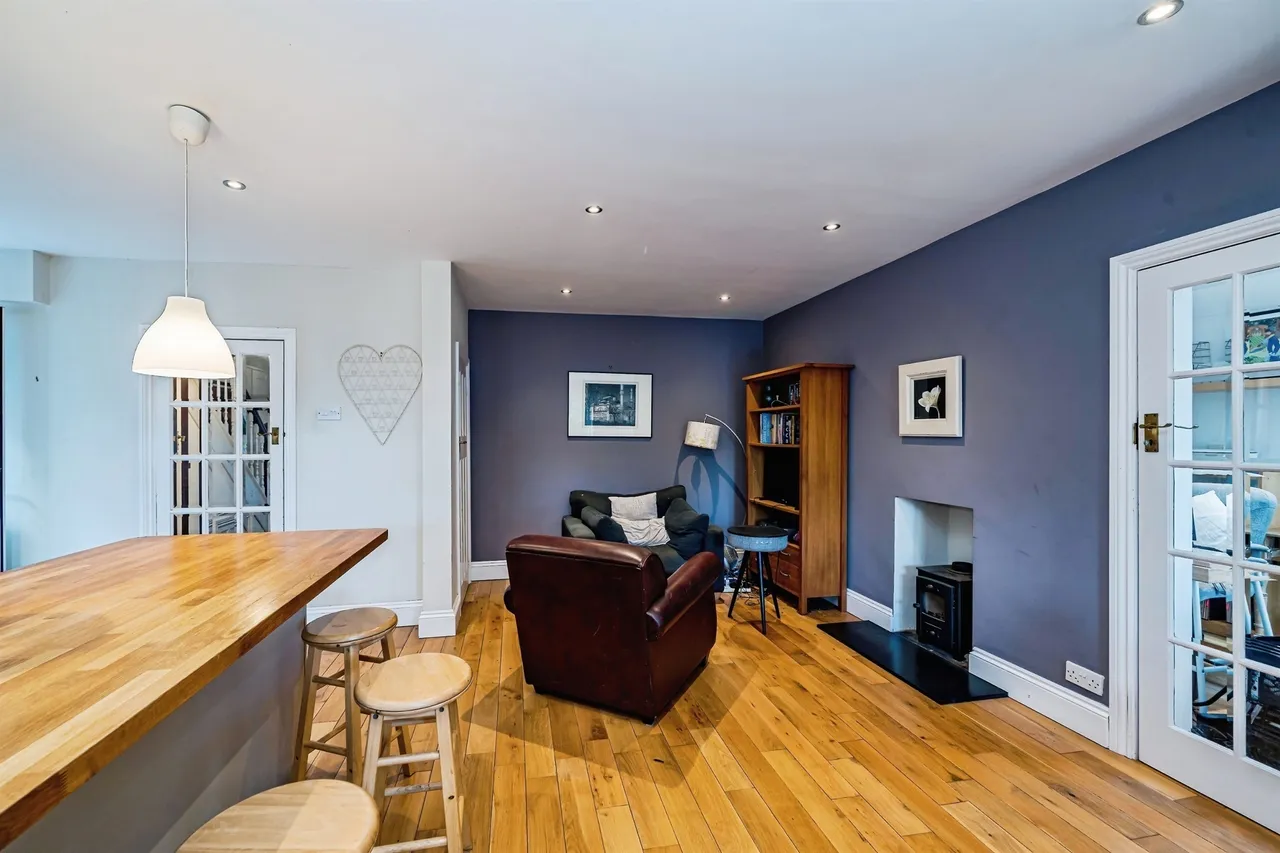 Vale Road, Manor Park, HP20, photo 6