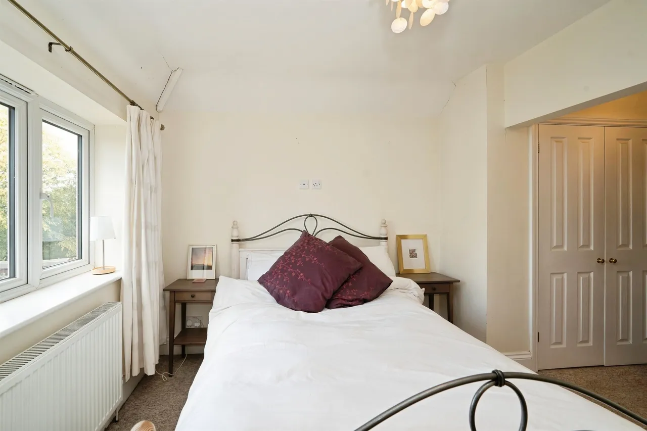 Vale Road, Manor Park, HP20, photo 10