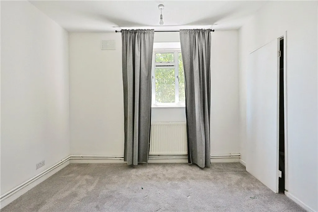 Rollo Court, Strasburg Road, London, SW11, photo 5