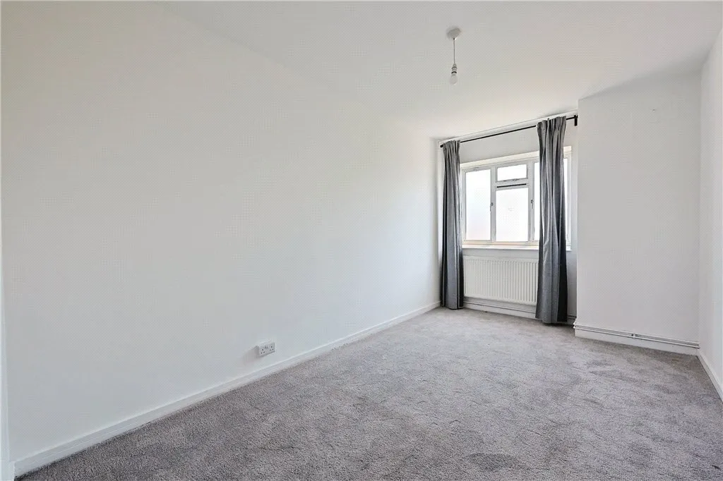 Rollo Court, Strasburg Road, London, SW11, photo 16