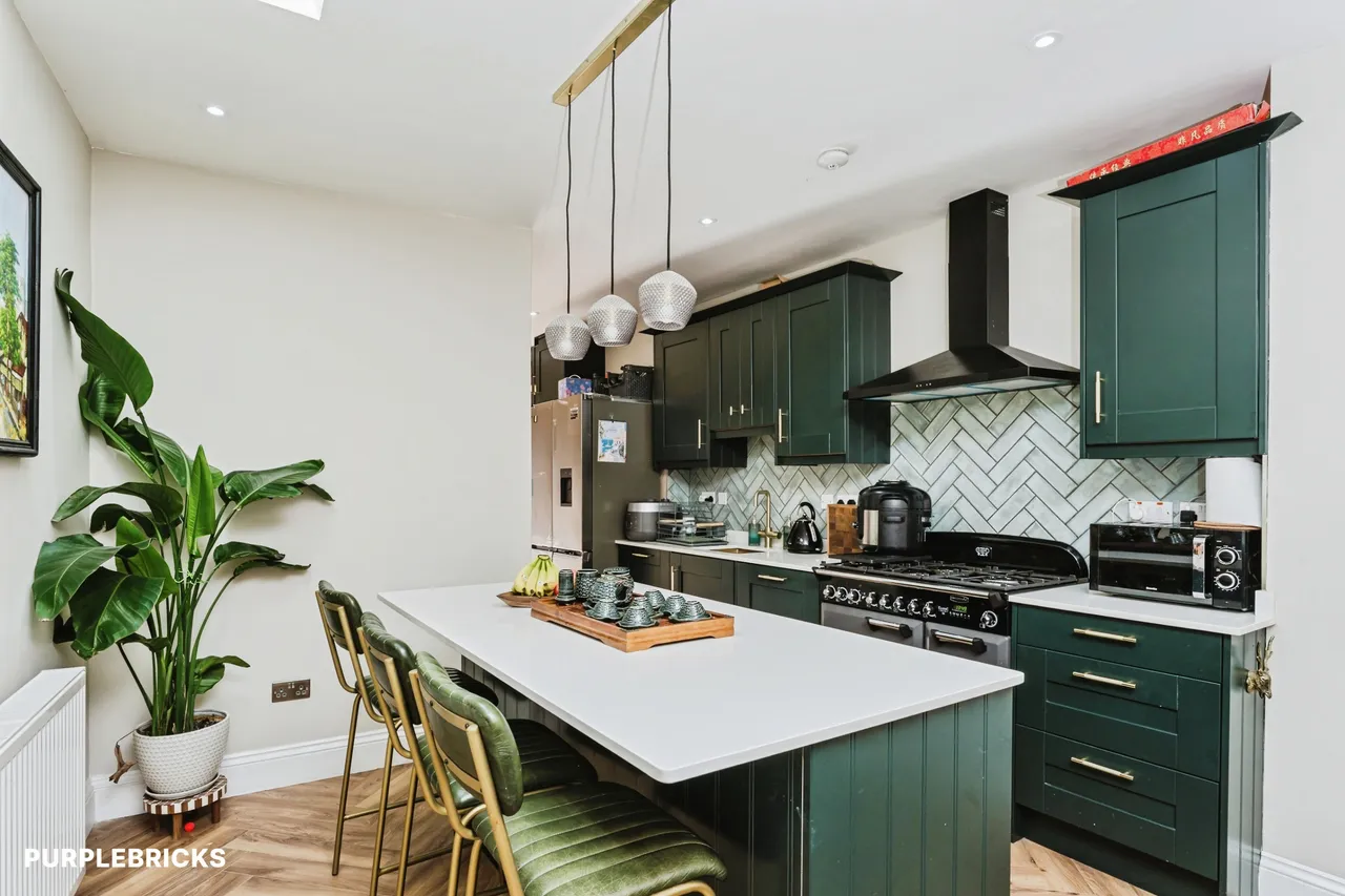 Hollybush Street, London, E13, photo 3