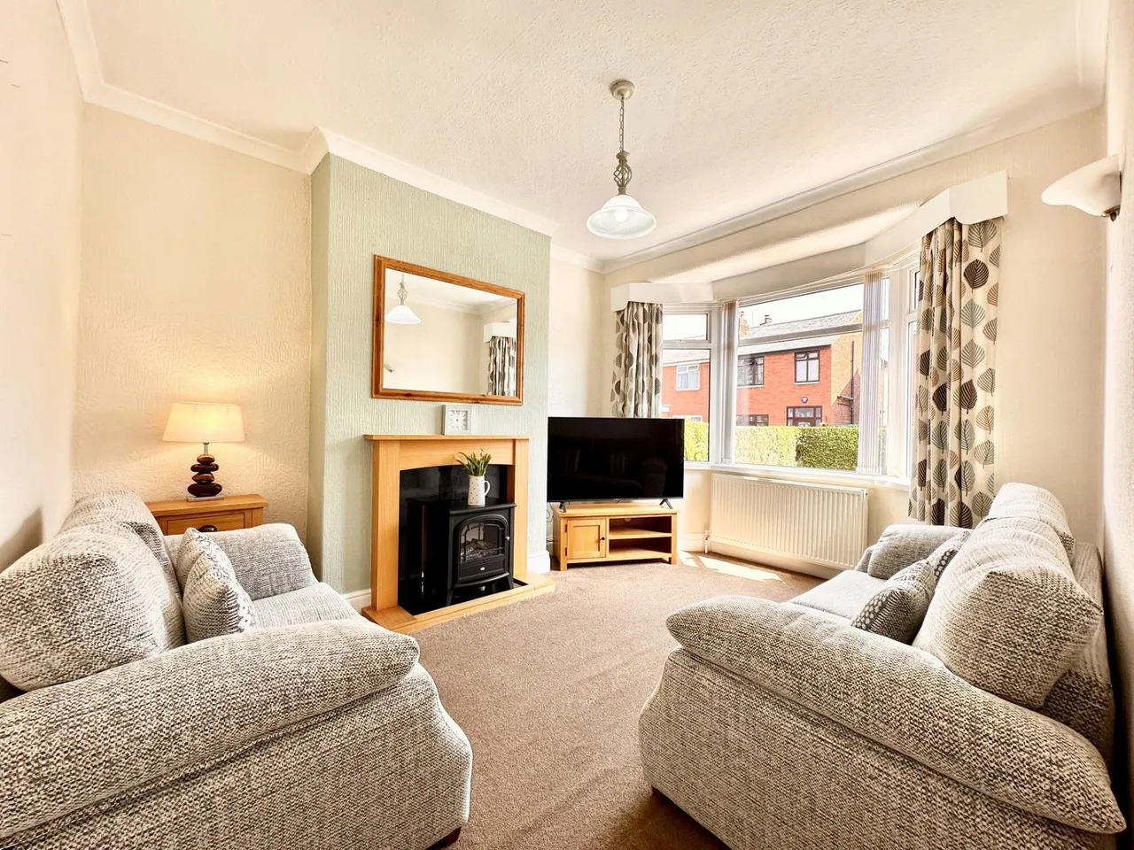 Whalley Road, Offerton, SK2, photo 5