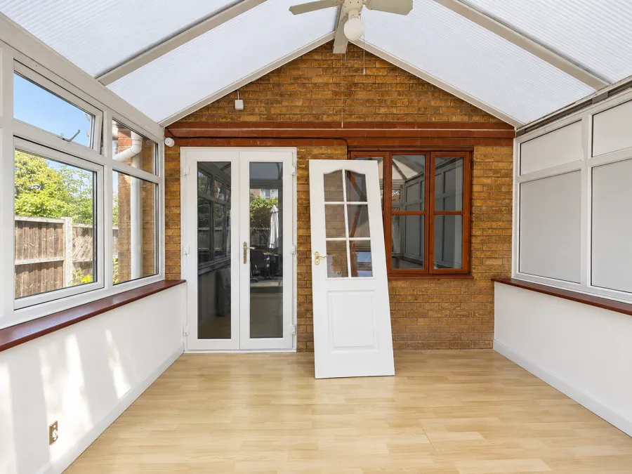 Rowan Way, Canewdon, SS4, photo 9
