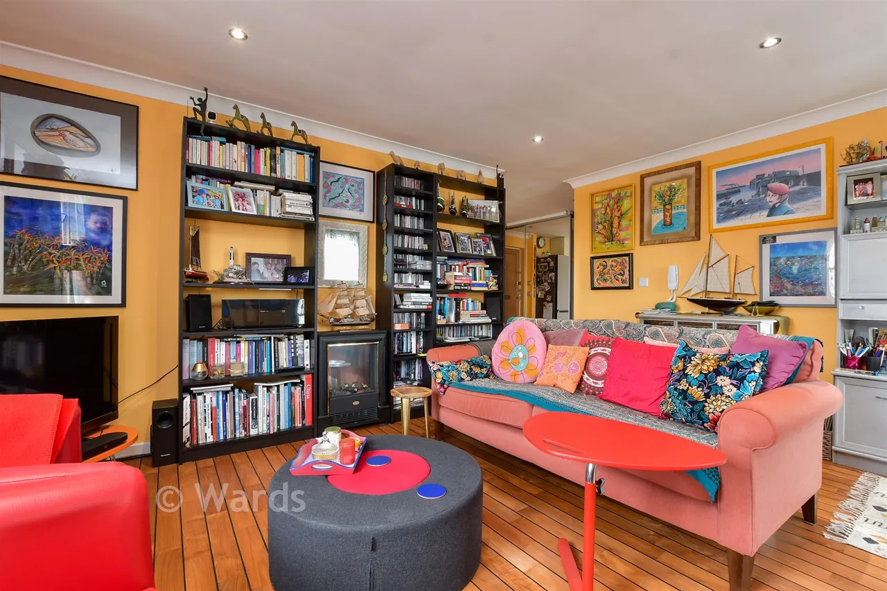 Addington Street, Ramsgate, CT11, photo 5