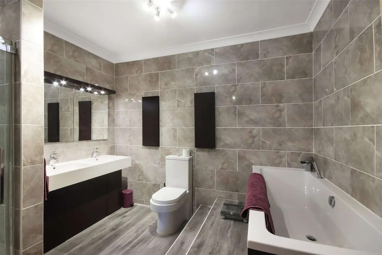 Pilgrims Way, Harrietsham, Maidstone, Kent, ME17 1BU, photo 10