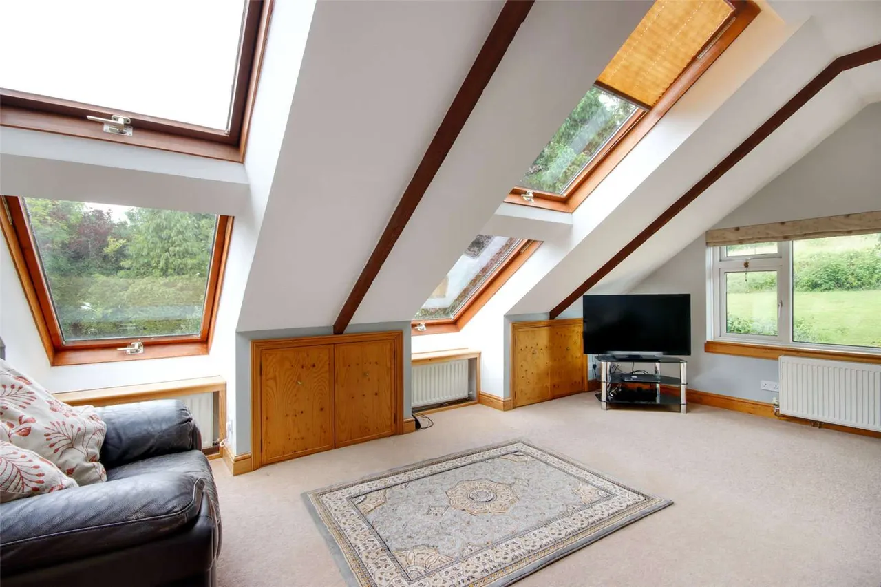 Pilgrims Way, Harrietsham, Maidstone, Kent, ME17 1BU, photo 11