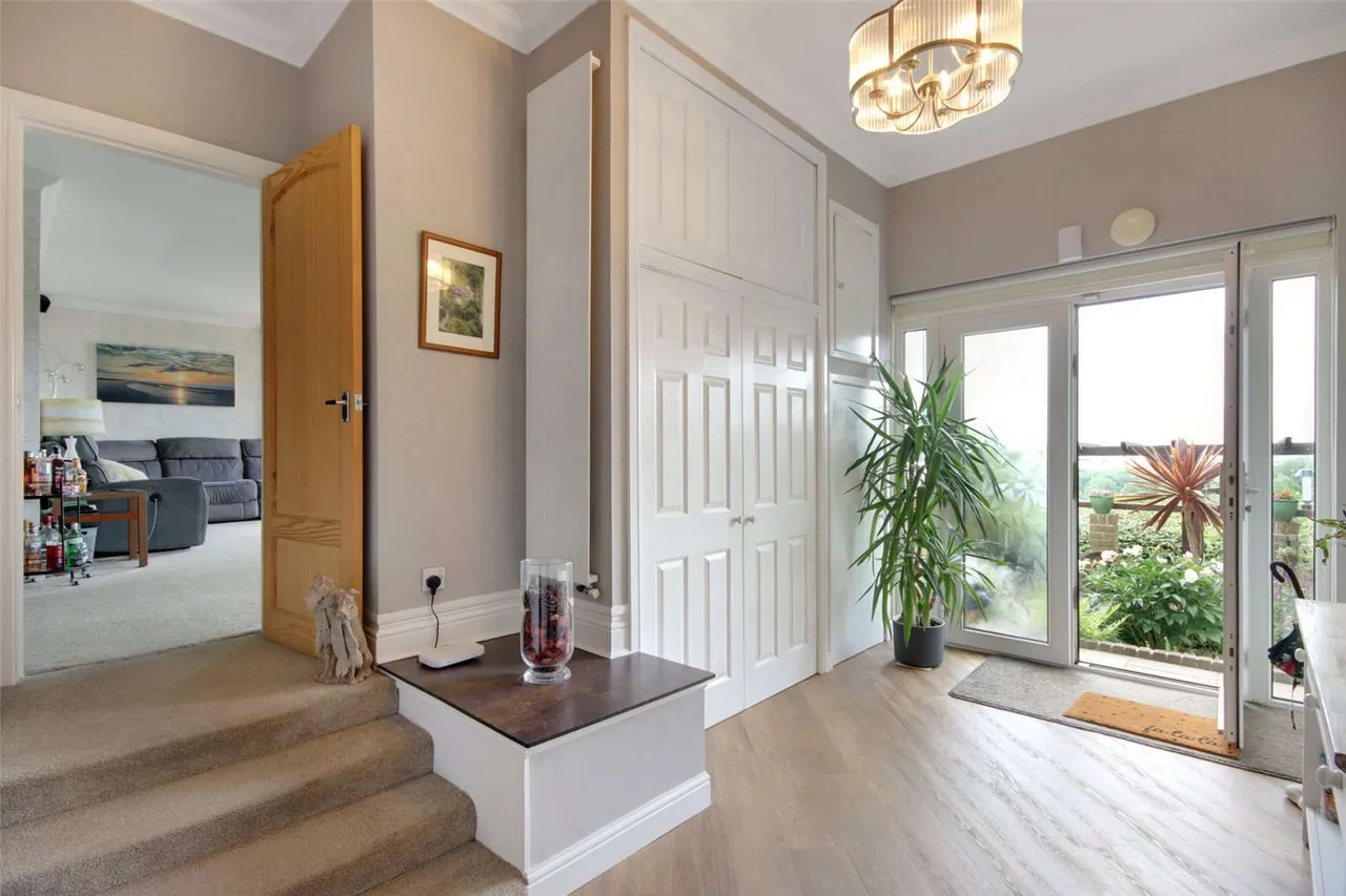 Pilgrims Way, Harrietsham, Maidstone, Kent, ME17 1BU, photo 5