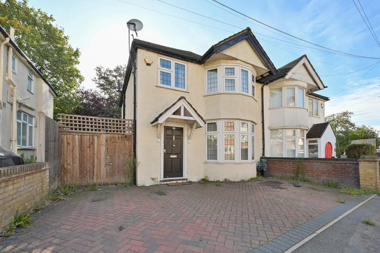 Bushey, WD23, photo 15