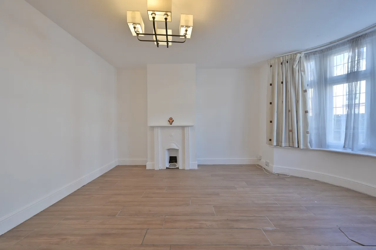 Bushey, WD23, photo 10