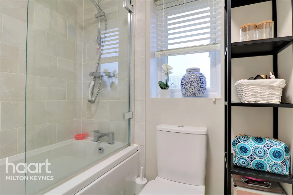 Grace Gardens, Woburn Downs, MK17, photo 8