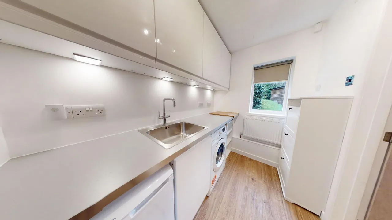 Barnmead, Haywards Heath, RH16, photo 4
