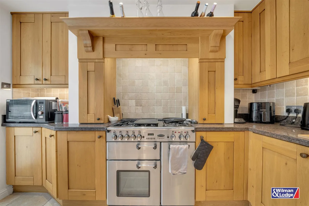 The Mallards, Silsden, BD20 0NT, photo 16