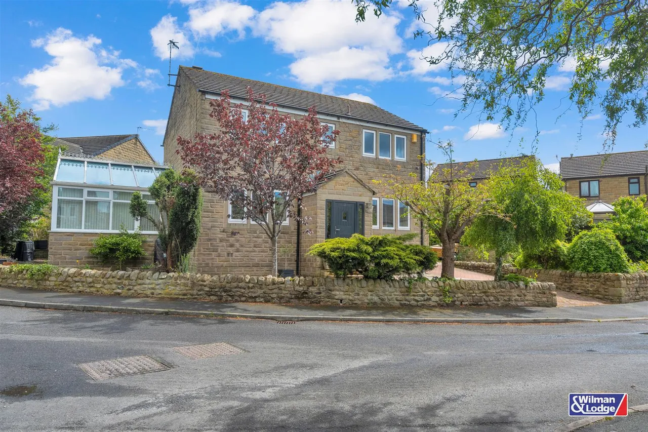 4 bed house for sale — The Mallards, Silsden, BD20 0NT